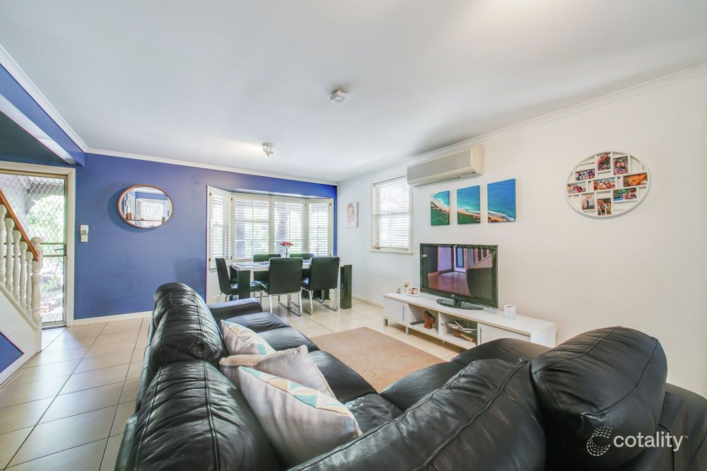 2/10 Pepperina Pl, Fitzgibbon, QLD 4018