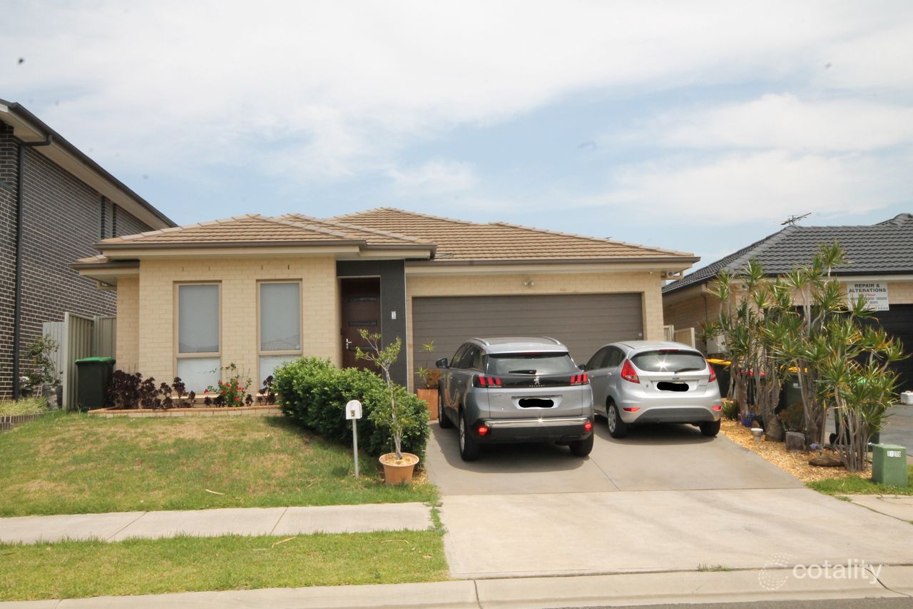 5 Gropler Ave, Middleton Grange, NSW 2171