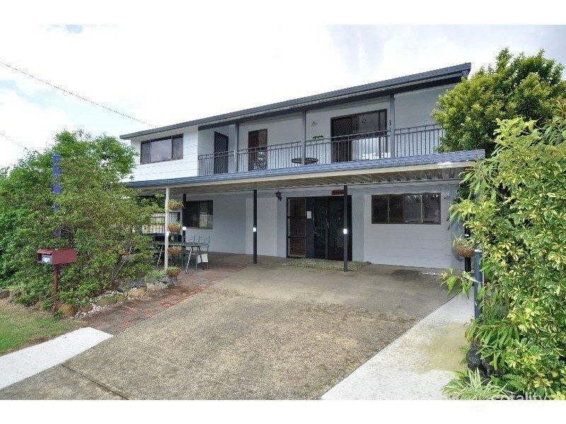 212 Oxley Dr, Coombabah, QLD 4216