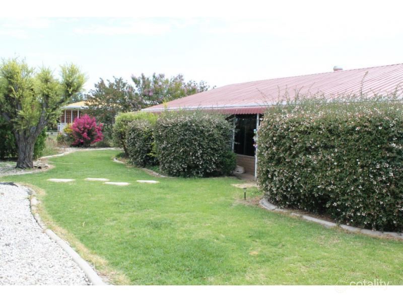 16 Norman St, Allora, QLD 4362