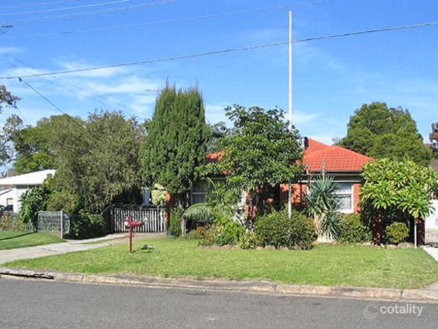 12 Greenvale St, Fairfield West, NSW 2165