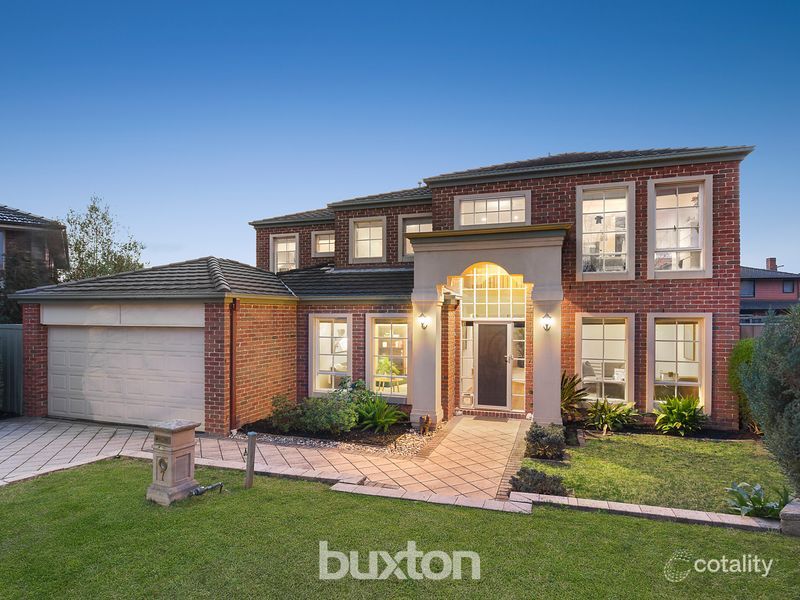 7 Donna Cl, Dingley Village, VIC 3172