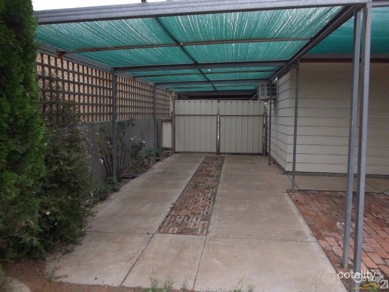 14 Queen St, Solomontown, SA 5540