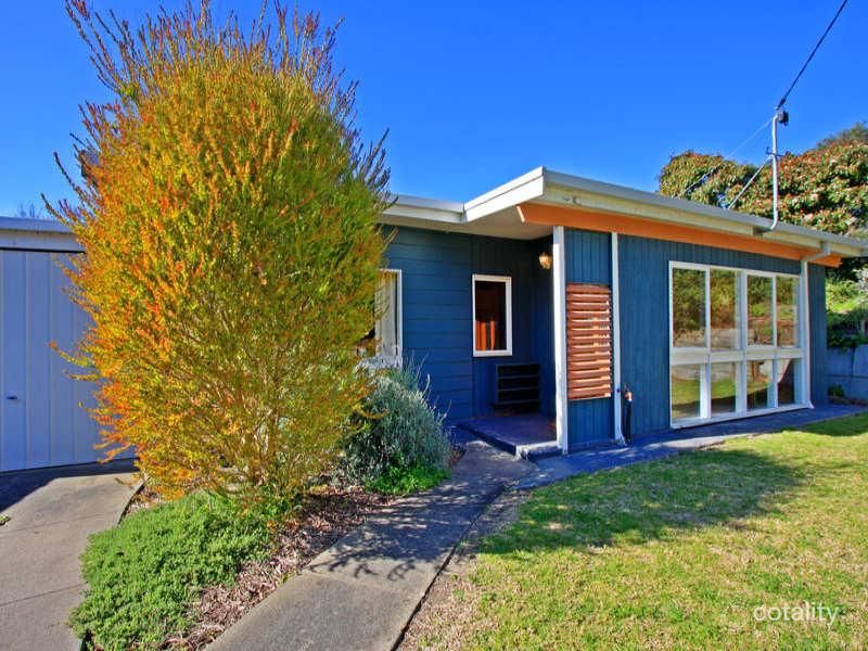 5 Friar St, Blairgowrie, VIC 3942