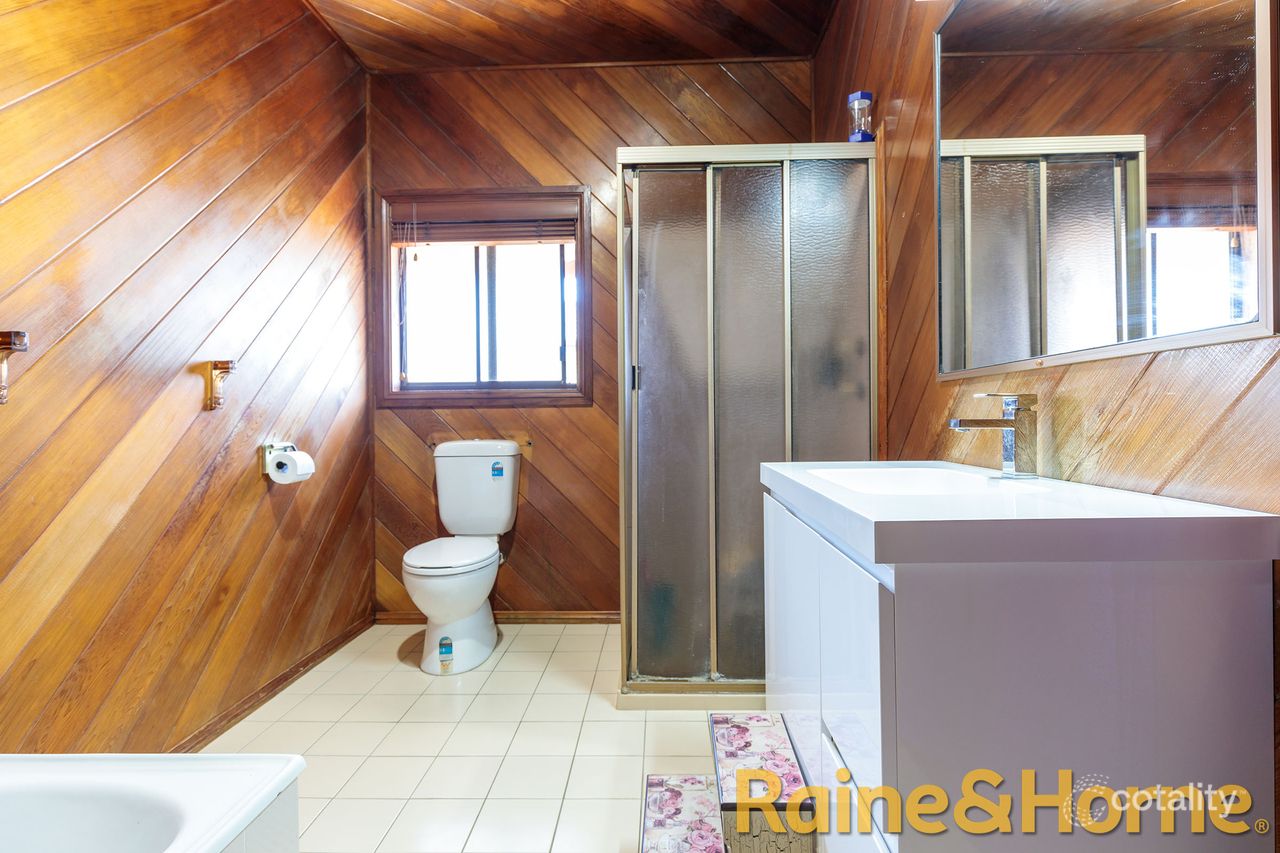 17 Laughton St, Dubbo, NSW 2830