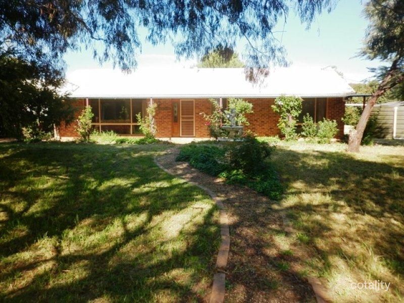 18 Wall St, Cargo, NSW 2800