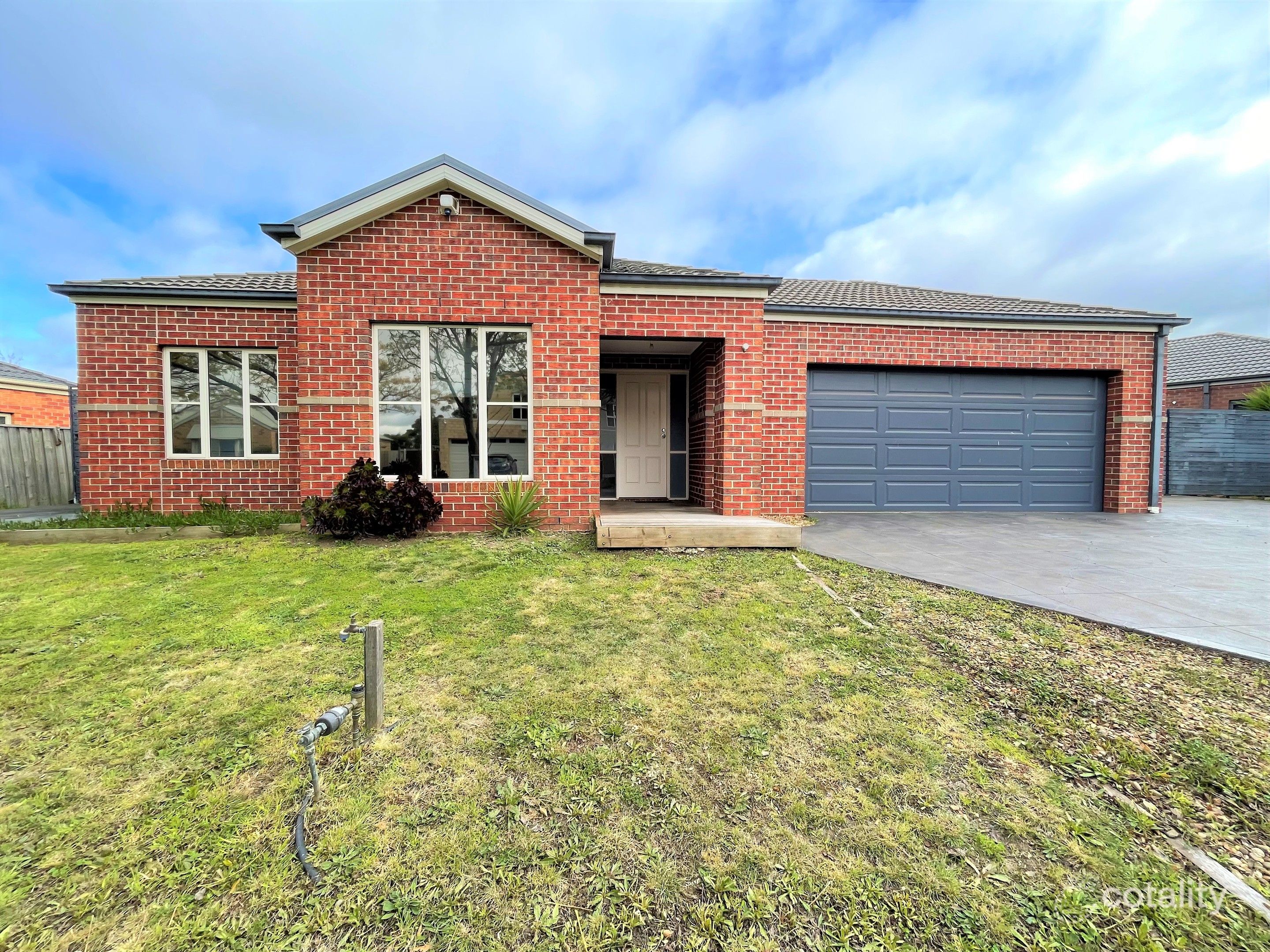 3 Lauderdale Dr, Craigieburn, VIC 3064