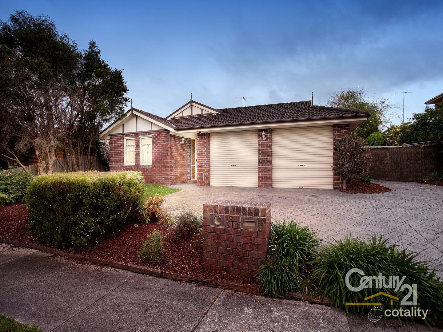 81 Avebury Dr, Berwick, VIC 3806