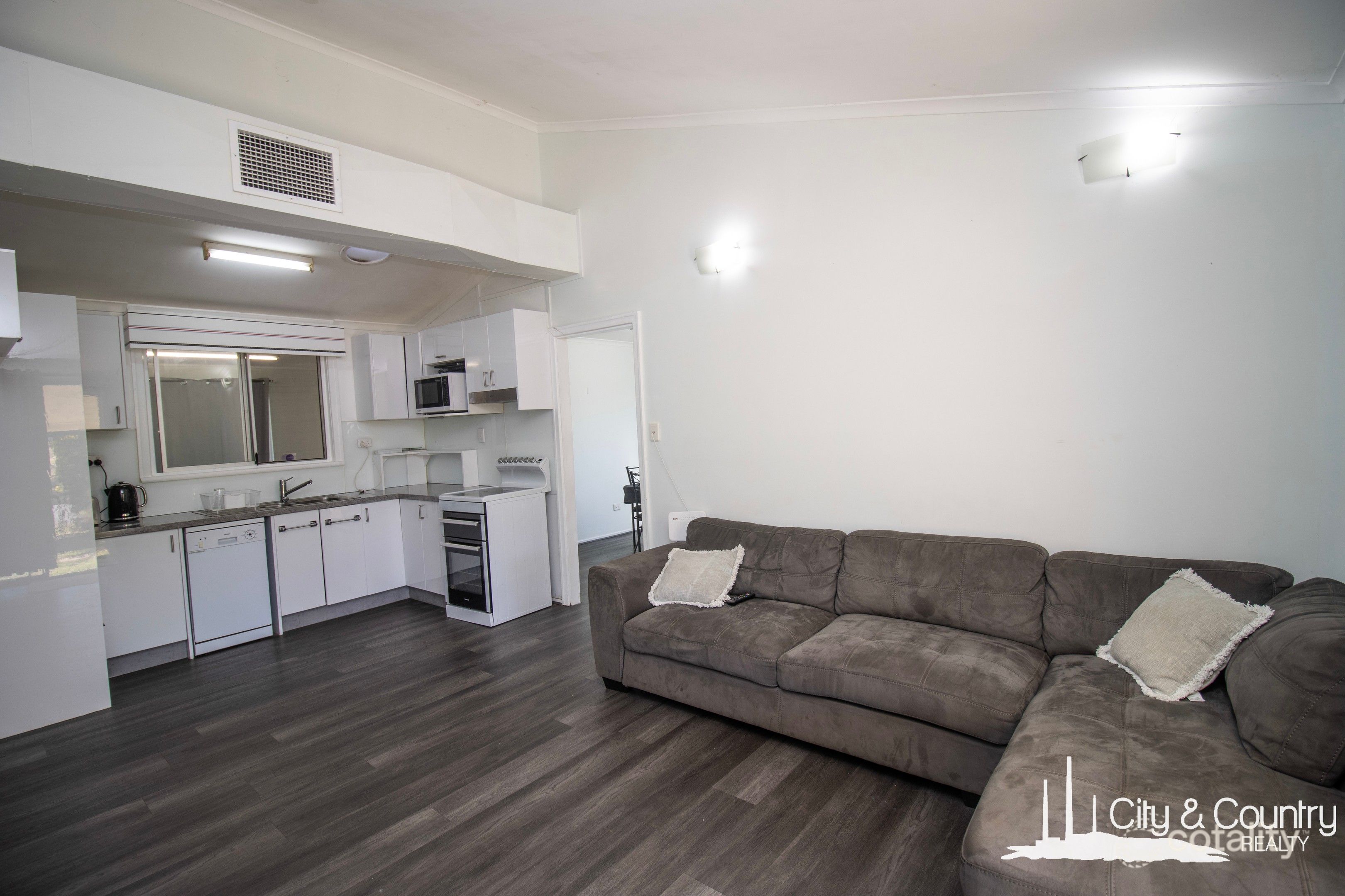 9 O'Doherty St, Miles End, QLD 4825