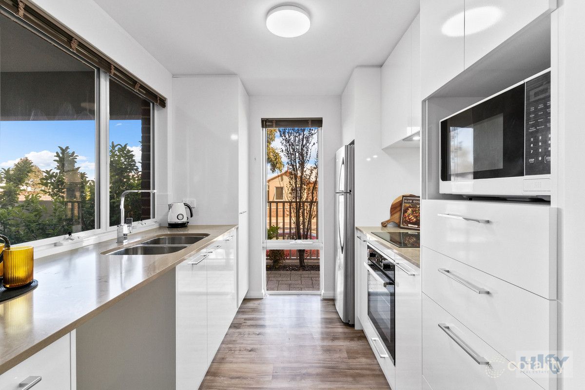 1/341 Banrock Dr, Ellenbrook, WA 6069