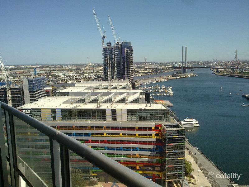 2108/100 Harbour Esp, Docklands, VIC 3008