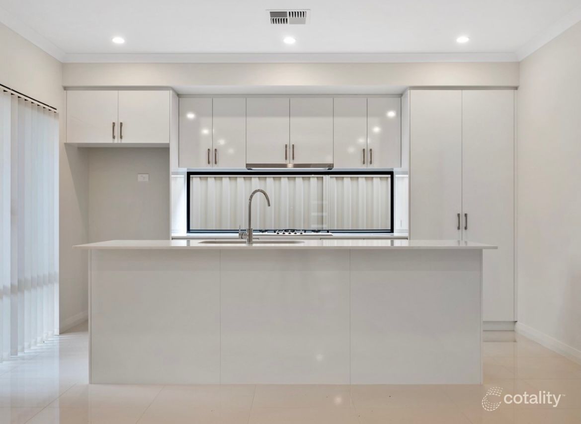 4/10 Morley St, Maddington, WA 6109