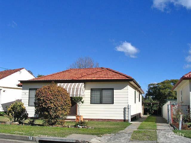 18 Bell St, Speers Point, NSW 2284