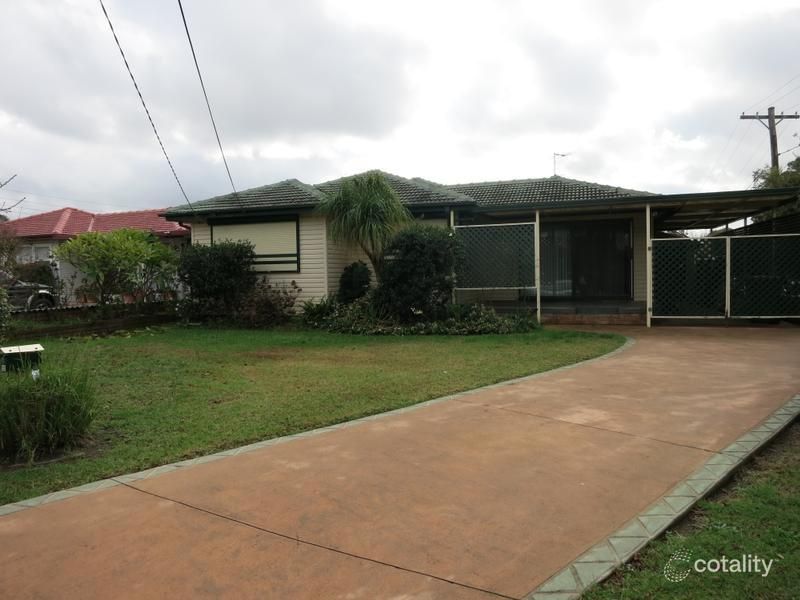 8 Karoon Ave, Canley Heights, NSW 2166