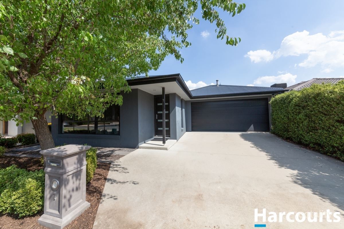 7 Grimstone Pl, Franklin, ACT 2913