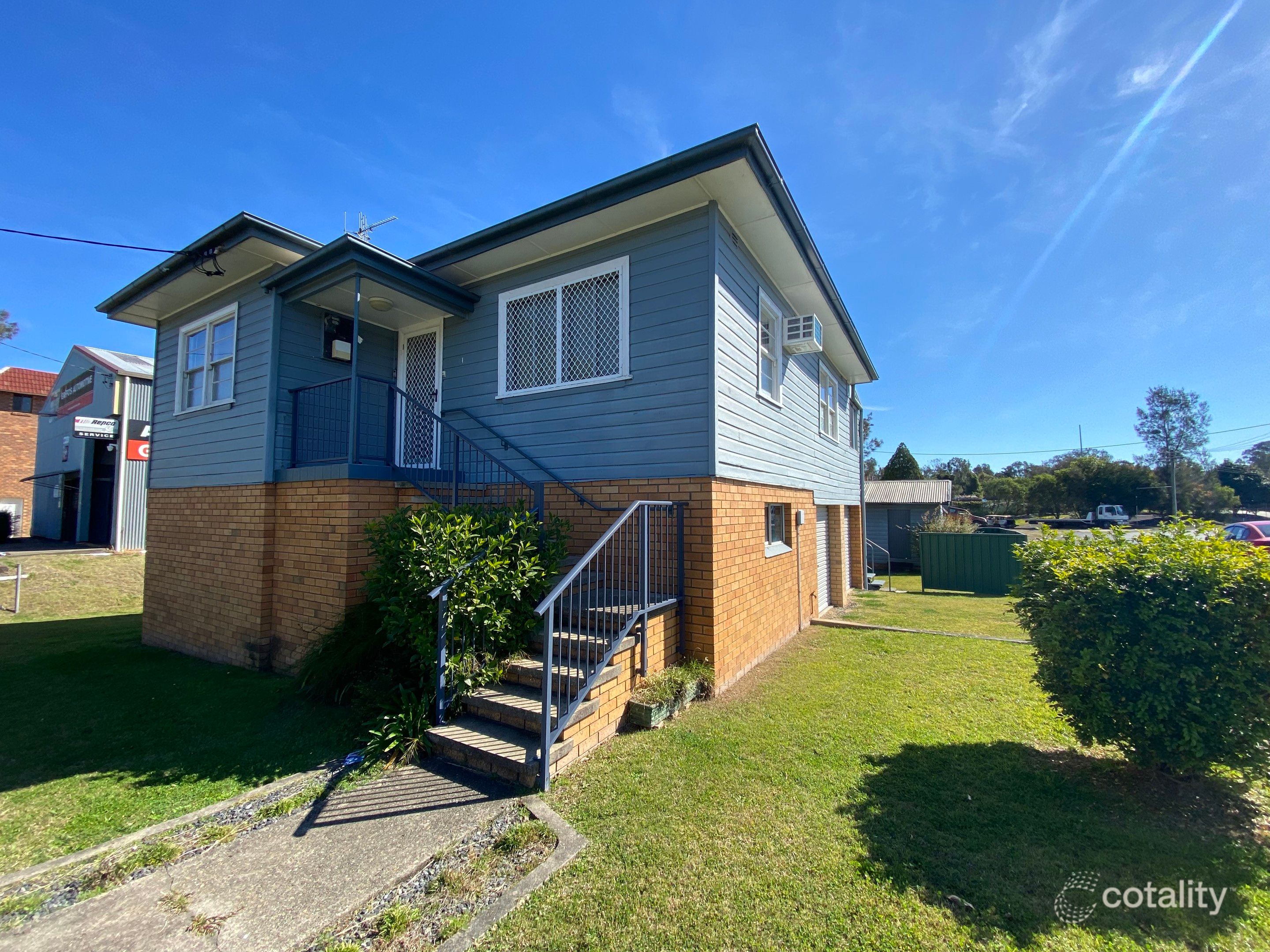 1 Beeton Pde, Taree, NSW 2430