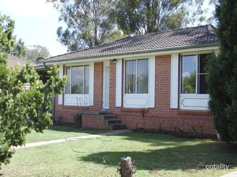 5 Pioneer Gr, Werrington Downs, NSW 2747