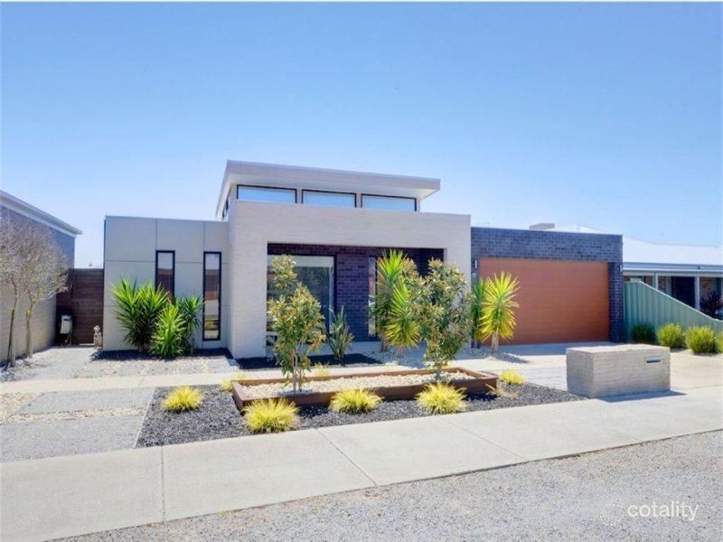 15 Baxter St, Miners Rest, VIC 3352