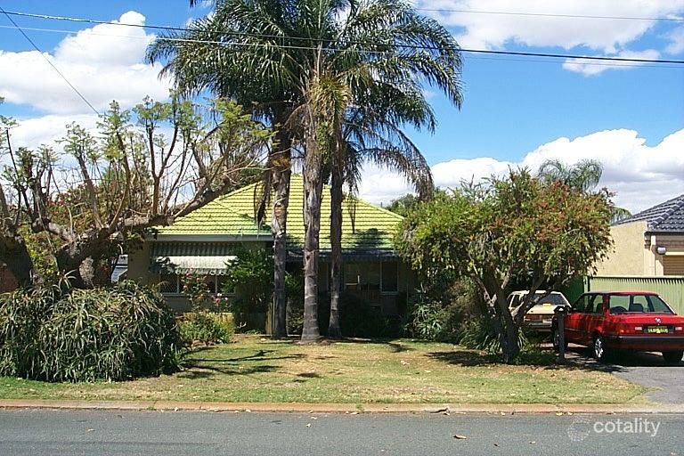 10 Bourke St, Yokine, WA 6060