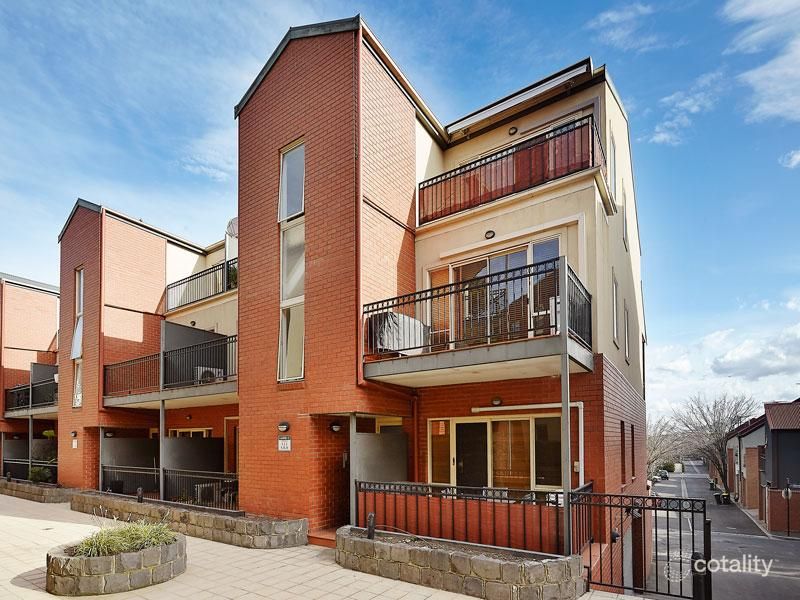 14/8 Mawbey St, Kensington, VIC 3031