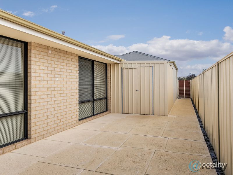 11 Culvers Rd, Secret Harbour, WA 6173