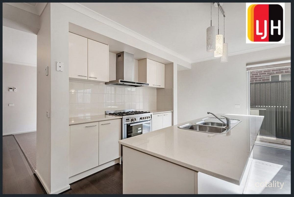 40 Spirited Cct, Craigieburn, VIC 3064