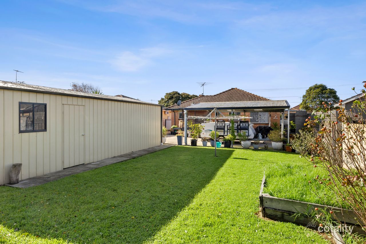 17 Talpa Cres, Corio, VIC 3214