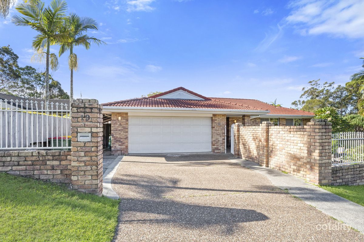 19 Rebbechi Ct, Parkwood, QLD 4214