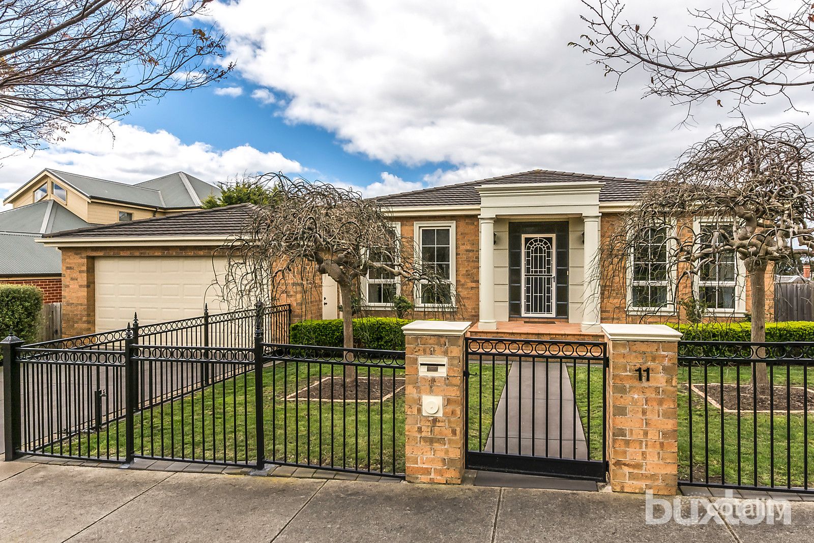 11 Highland Way, Highton, VIC 3216