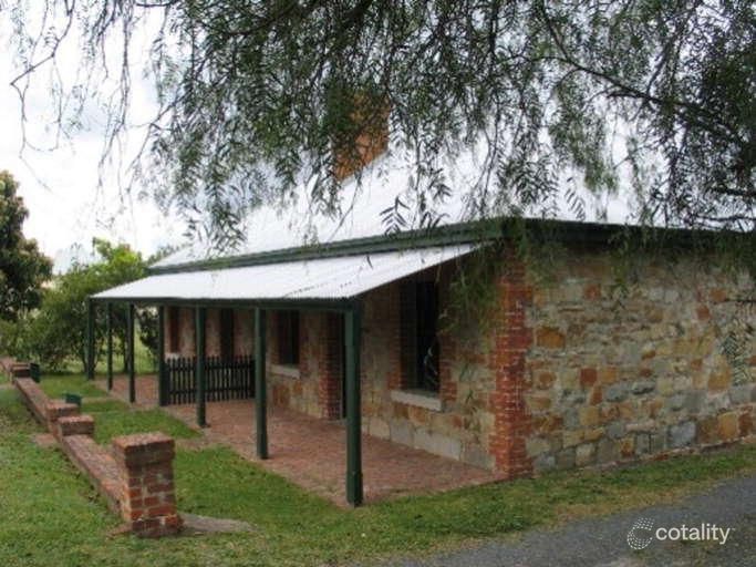 130 Douglas St, Tenterfield, NSW 2372