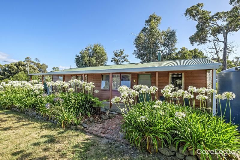 6 Sandrock Loop, Abels Bay, TAS 7112