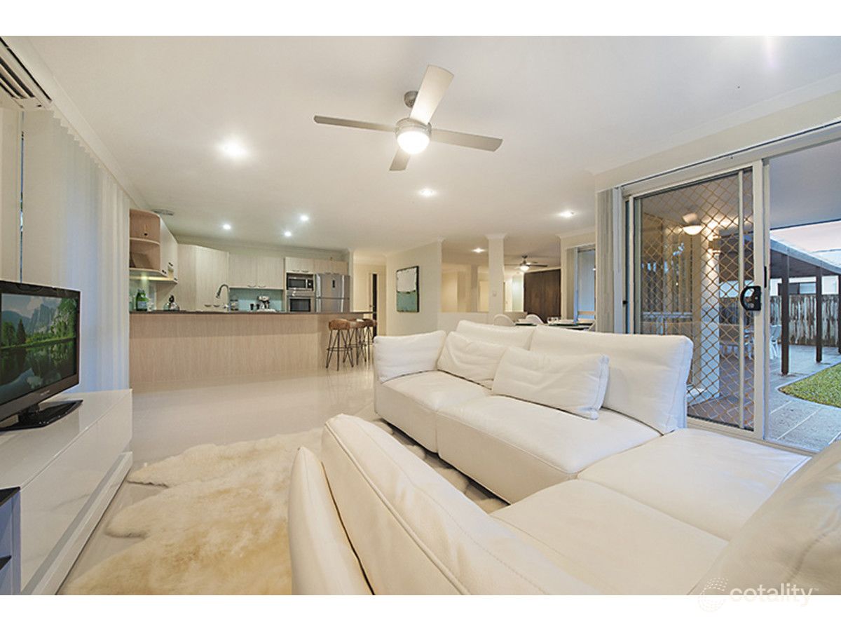 17 Fantail Pl, Twin Waters, QLD 4564