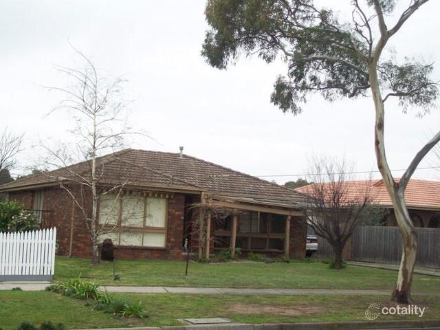 8 Jenner Ct, Hampton Park, VIC 3976