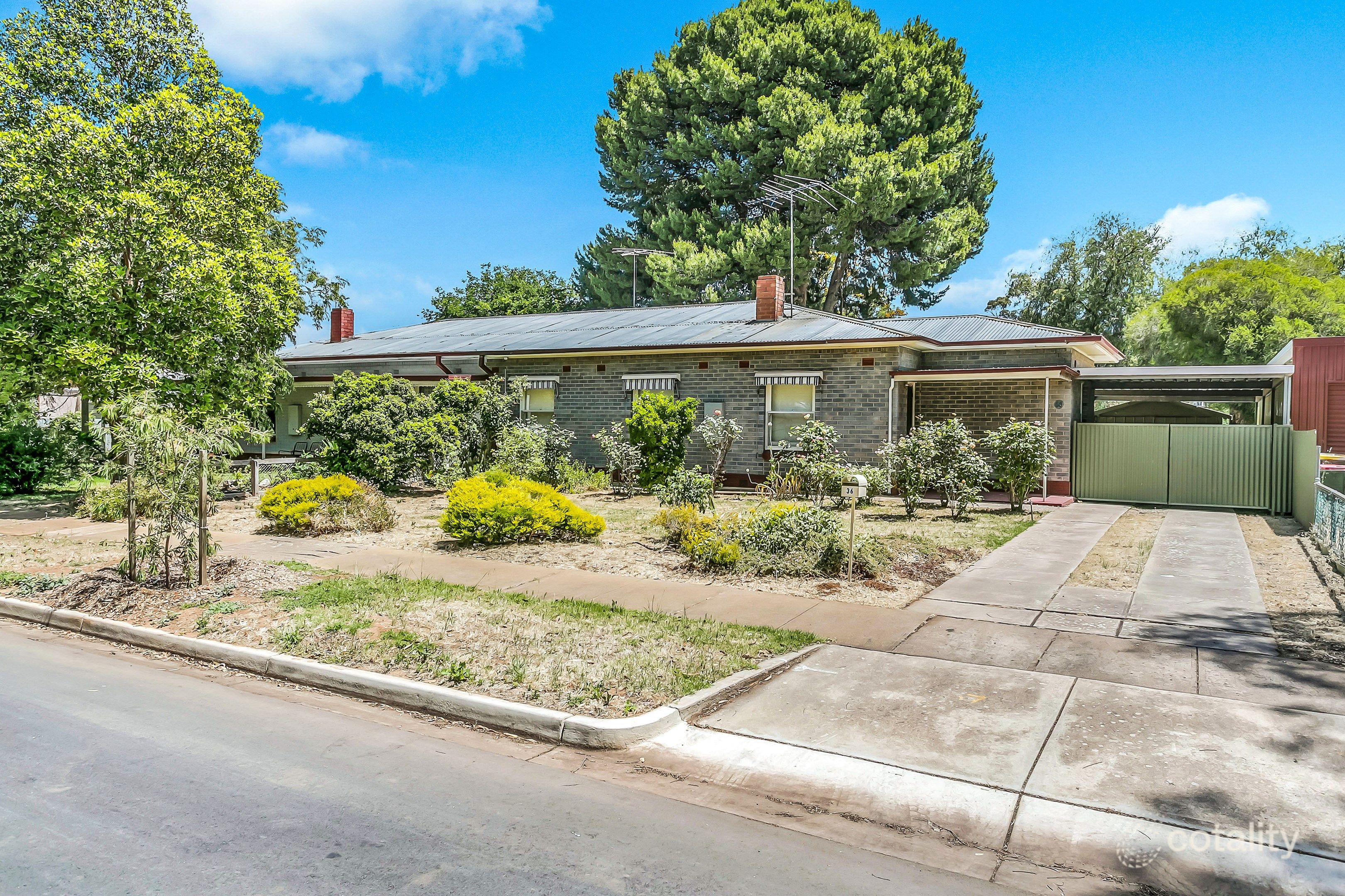 36 Hornet Cres, Elizabeth East, SA 5112