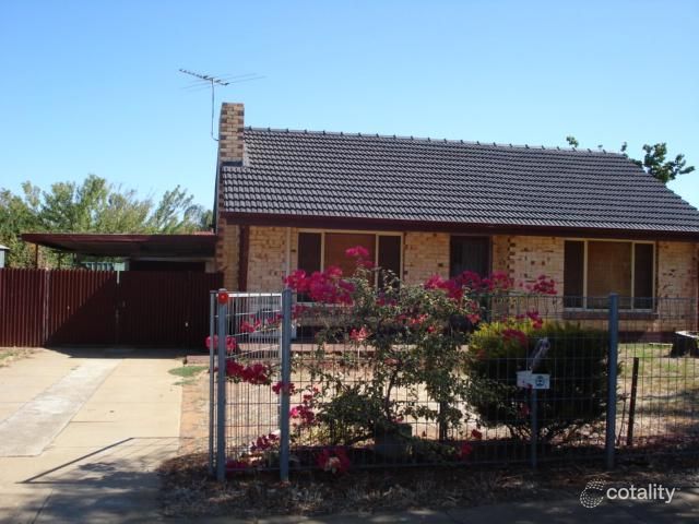 12 Clapton St, Elizabeth Vale, SA 5112