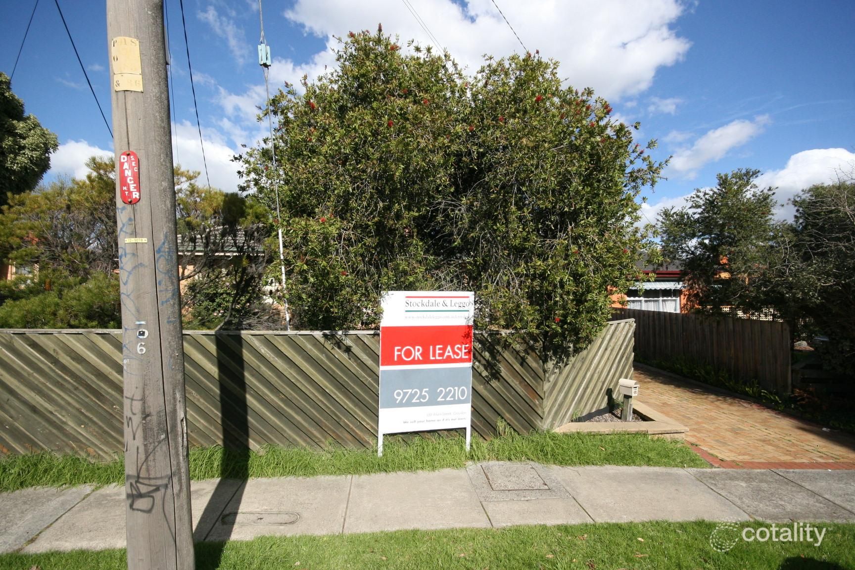 92a Eastfield Rd, Croydon South, VIC 3136