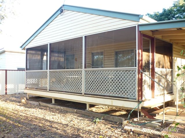 85 Arthur St, St George, QLD 4487