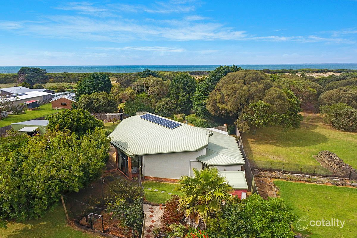 6 The Esplanade, Narrawong, VIC 3285