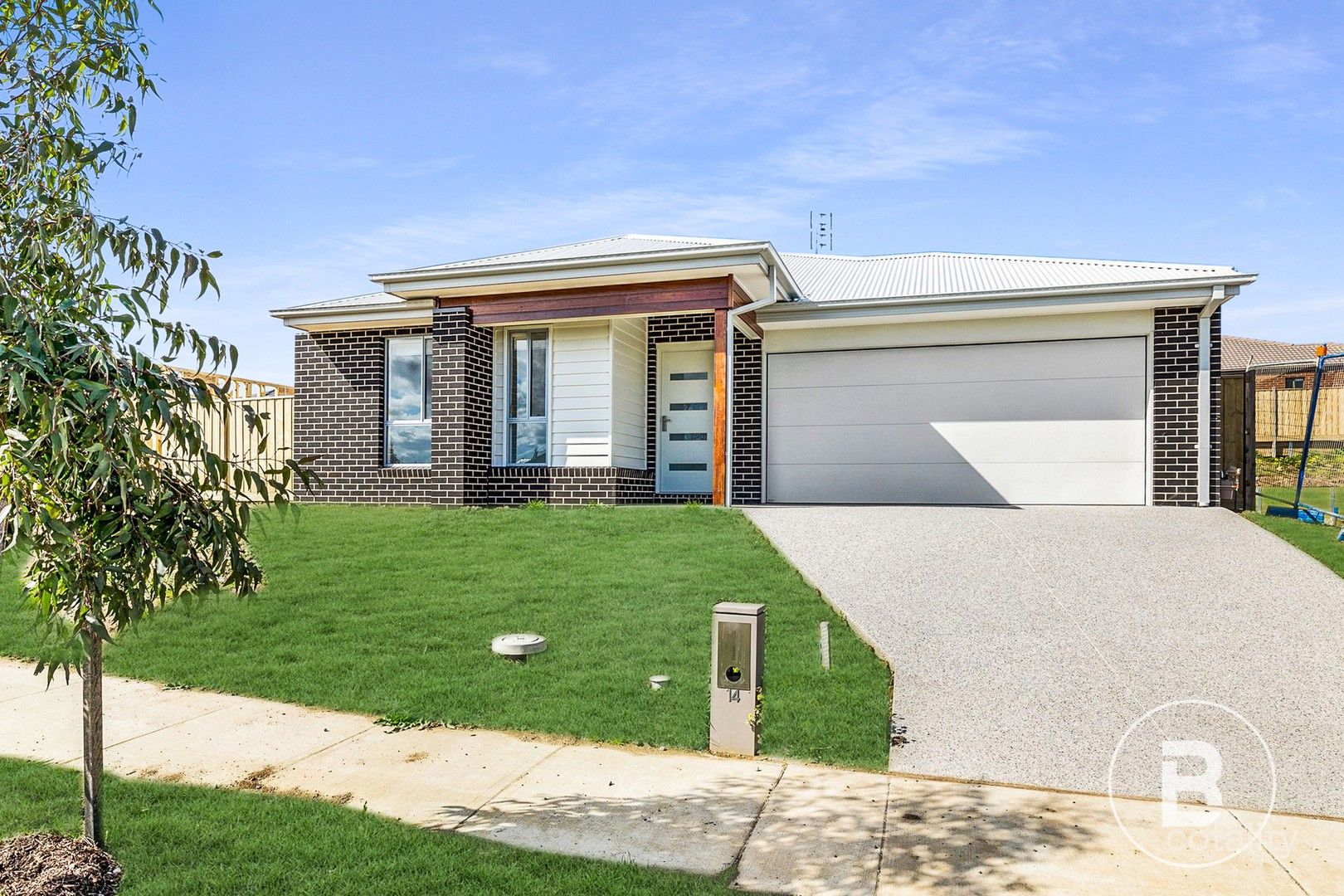 14 Brownlee Bvd, Winter Valley, VIC 3358
