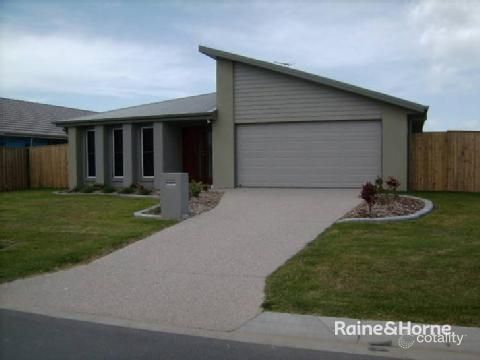 70 Schooner Ave, Bucasia, QLD 4750