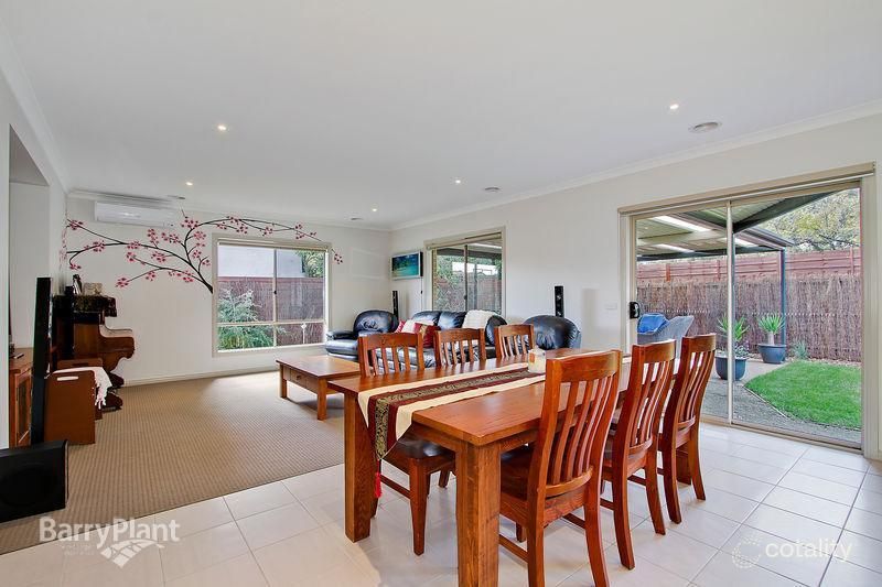 12b Gibbs Rd, Ferntree Gully, VIC 3156