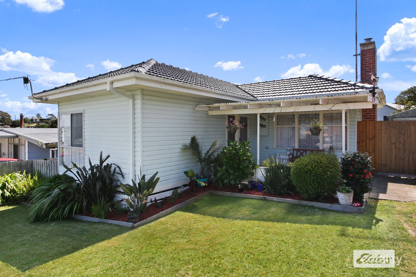 10 Oneills Rd, Lakes Entrance, VIC 3909