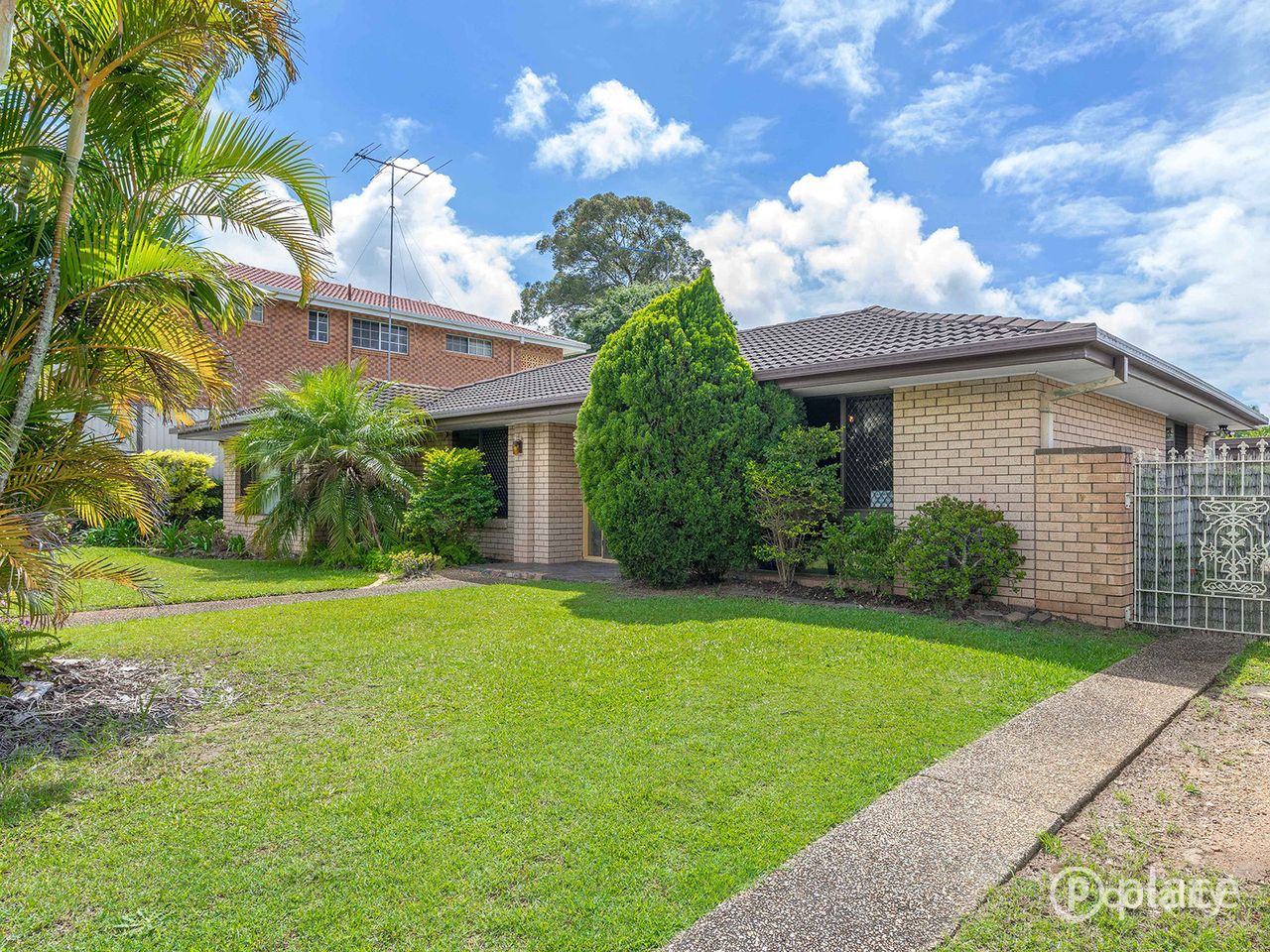 20 Donnington St, Carindale, QLD 4152