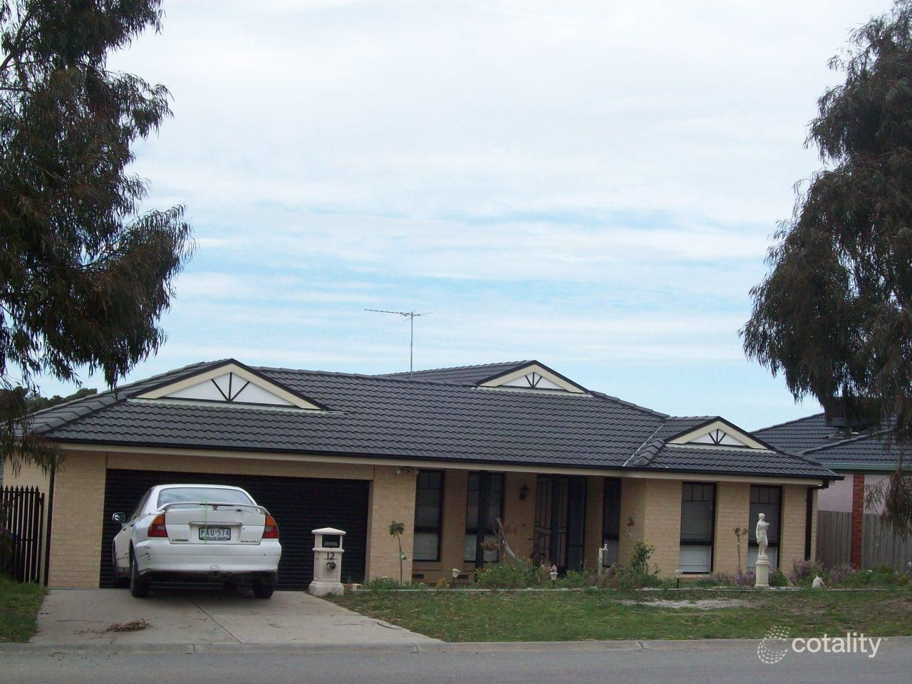 12 Sallybrook Cct, Narre Warren, VIC 3805