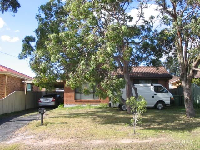 13 Marlowe Rd, Bateau Bay, NSW 2261