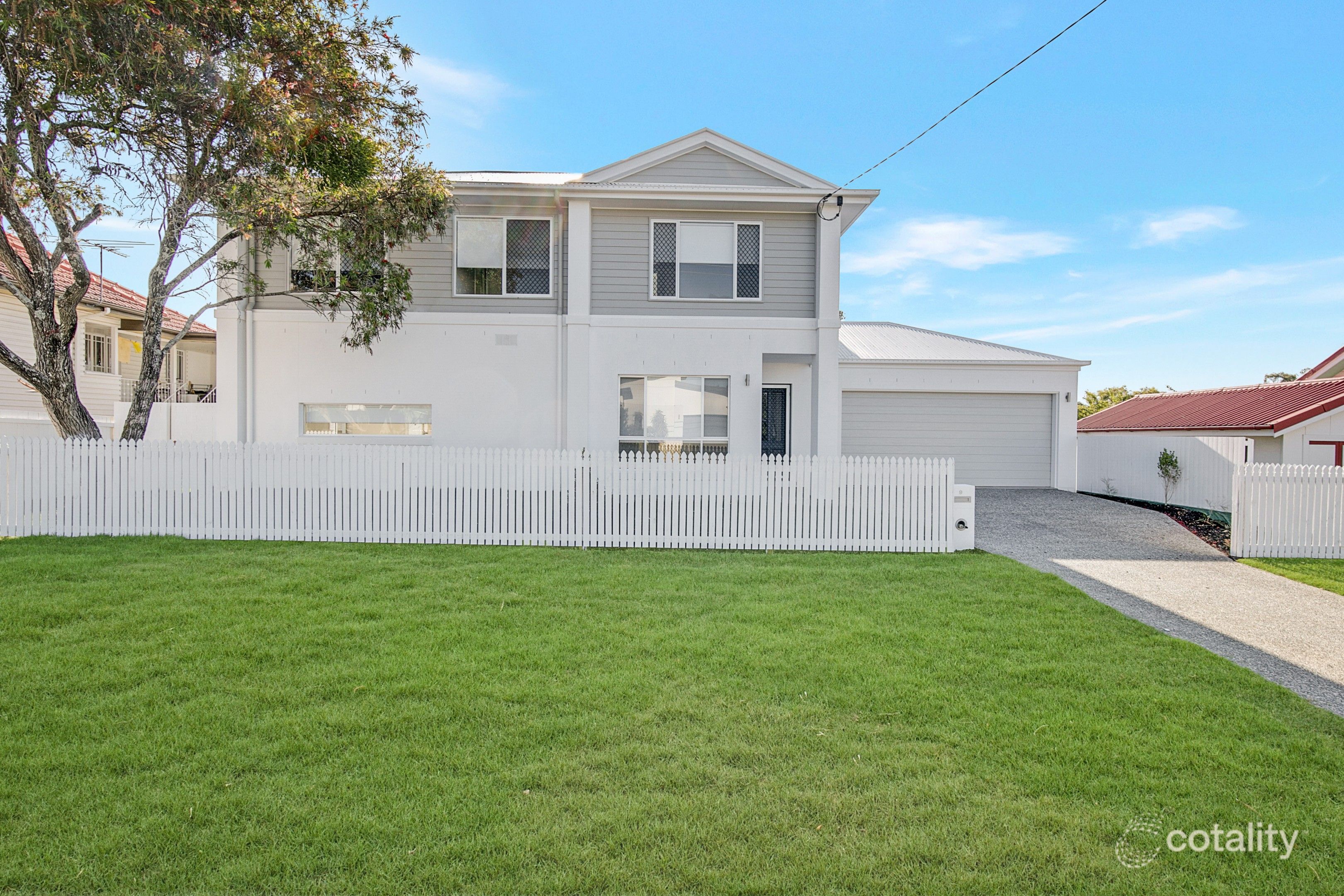 9 Corinth Rd, Lota, QLD 4179