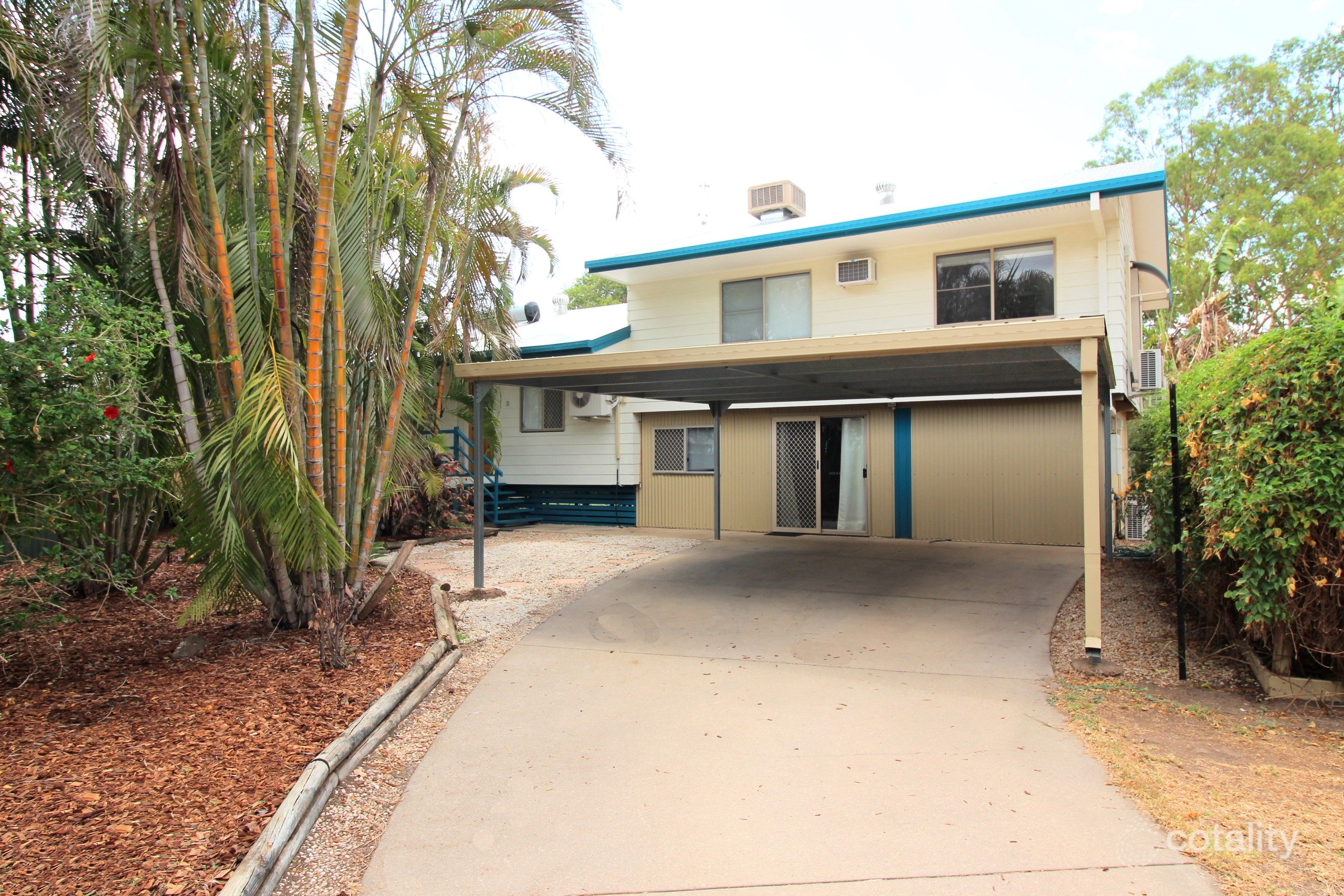 2 Michelle Pl, Emerald, QLD 4720