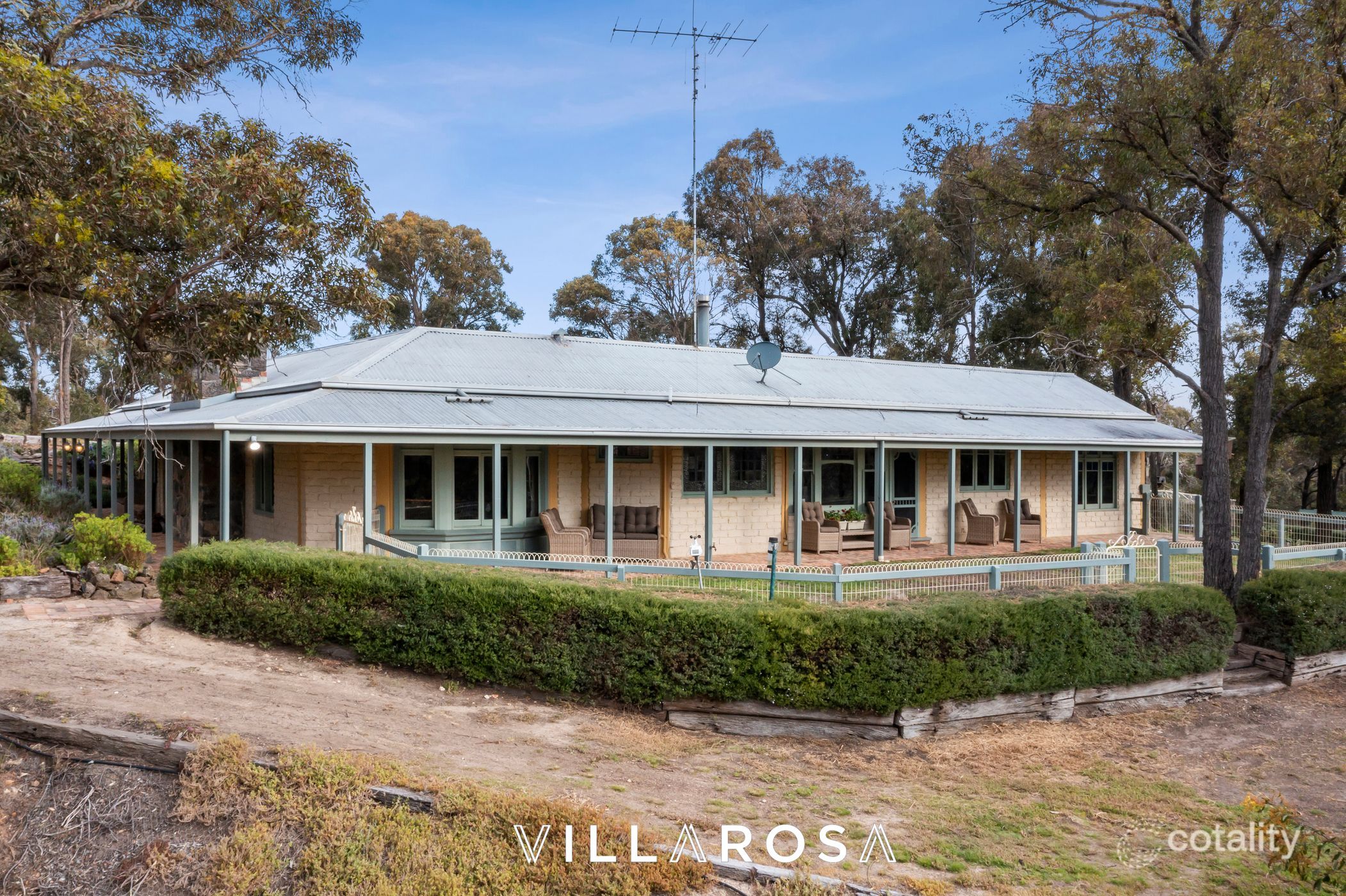 603 De Motts Rd, Anakie, VIC 3213