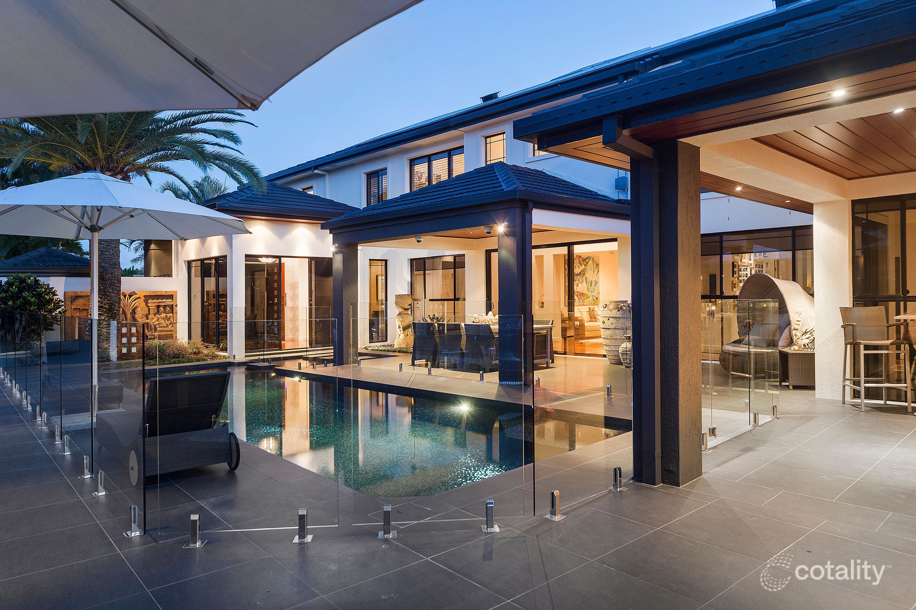 2126 Fernlea Cl, Hope Island, QLD 4212