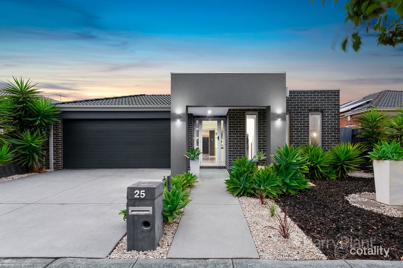 25 Synergy Ct, Taylors Hill, VIC 3037